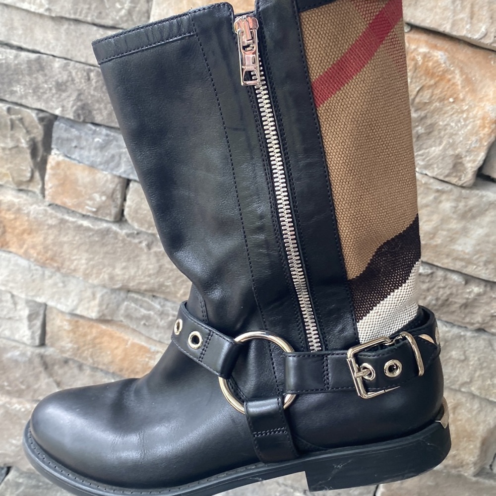Burberry women's boots size 36 - Picture 3 of 15